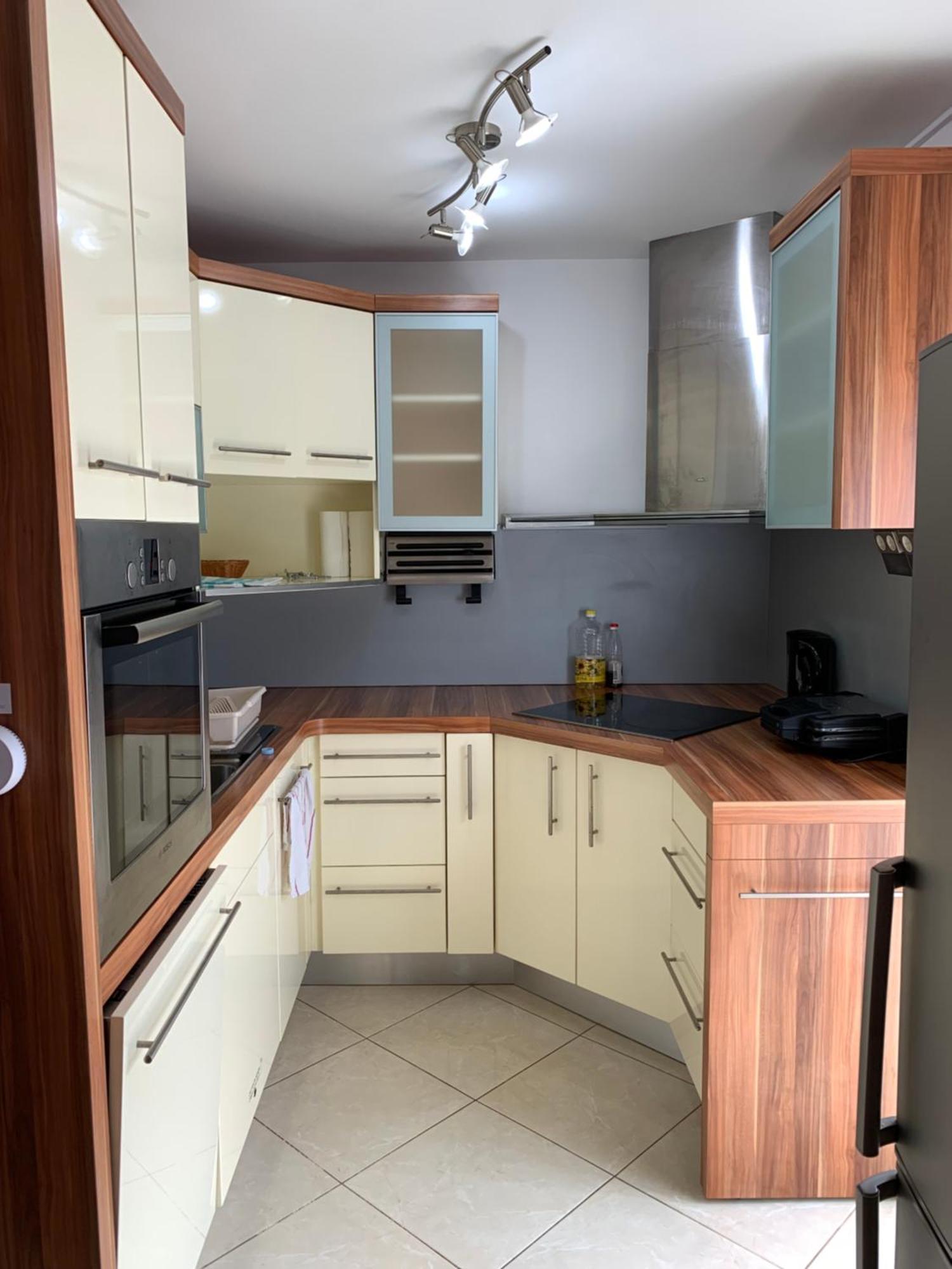 Apartments Kivi Новиград Екстериор снимка